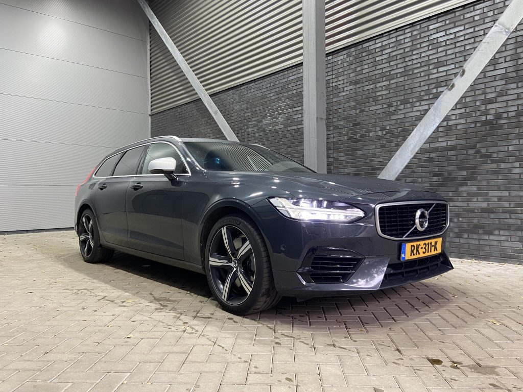 Volvo V90