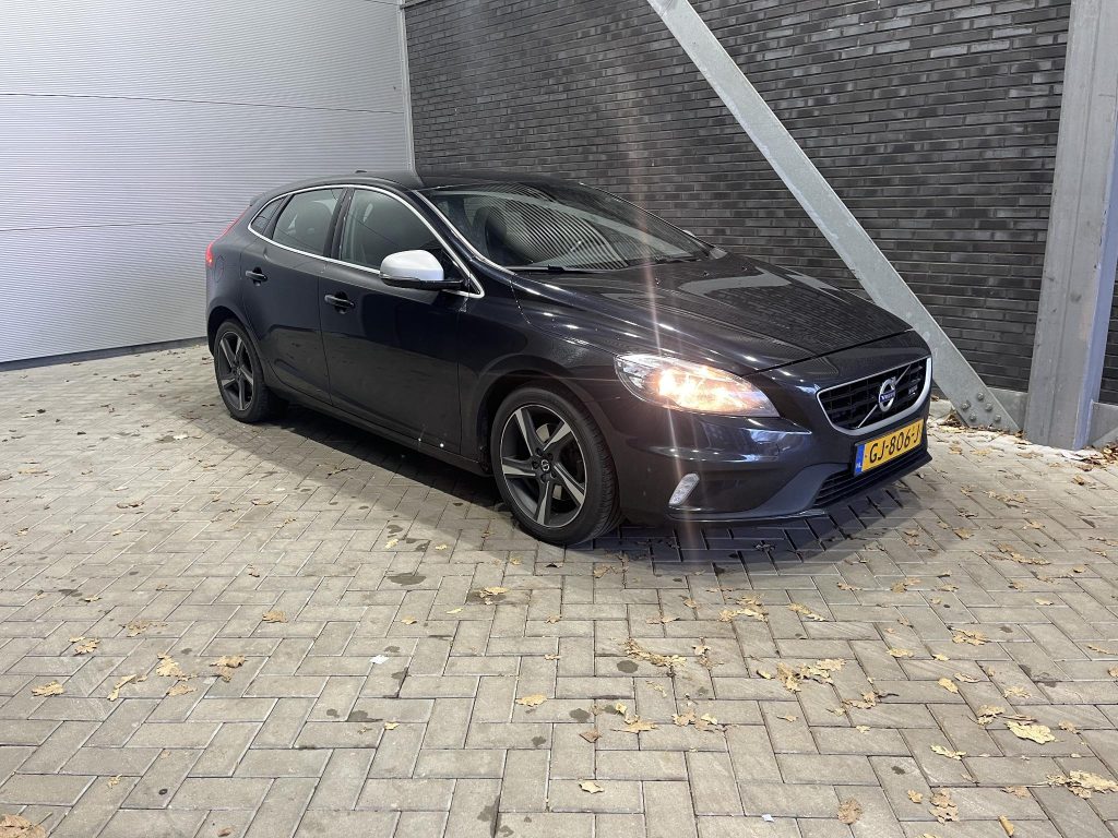 Volvo V40