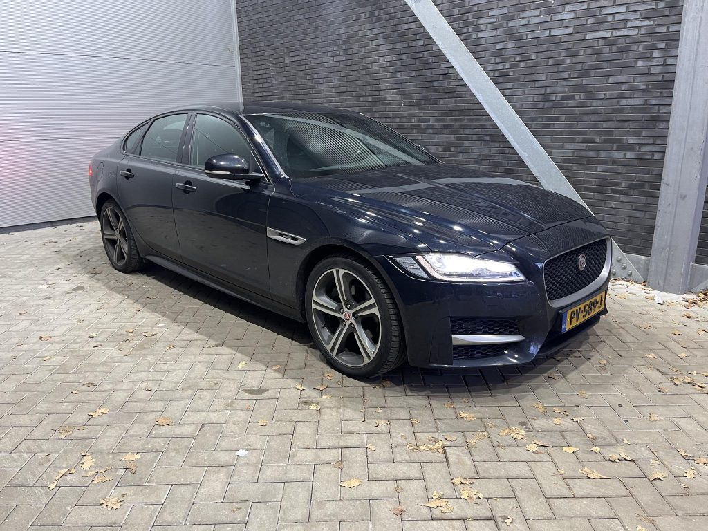 Jaguar XF